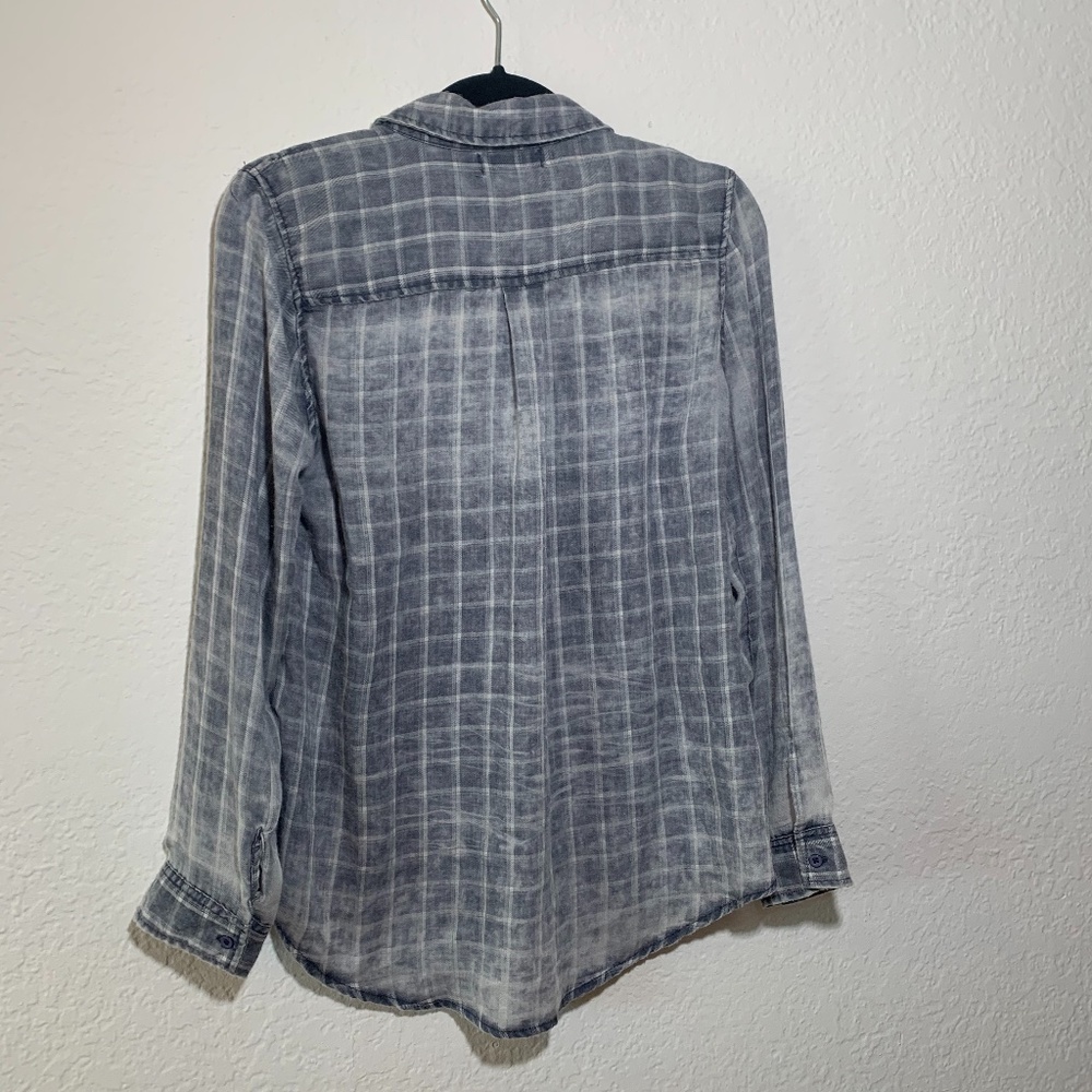 3/$25 Paper Crane Button Front Burnout Plaid Top - Picture 5 of 5